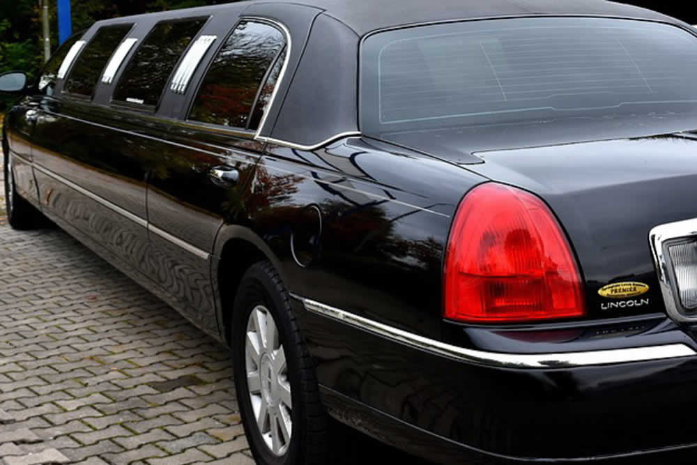 baby shower limo service